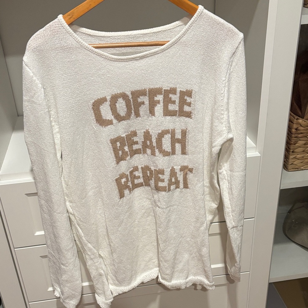 Women's White and Tan Graphic Top - Picture 3 of 3
